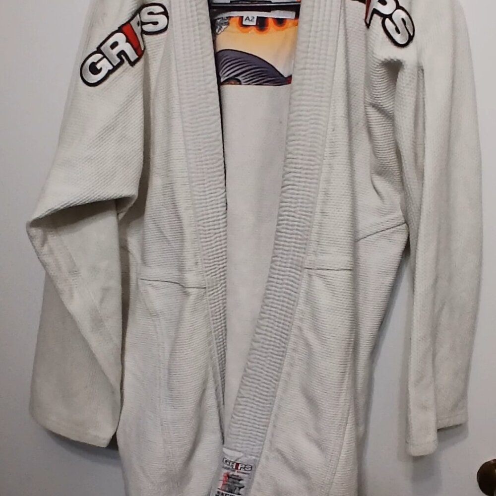 Grips Athletics Secret Weapon 2.0 Jiu Jitsu Gi White ize A2